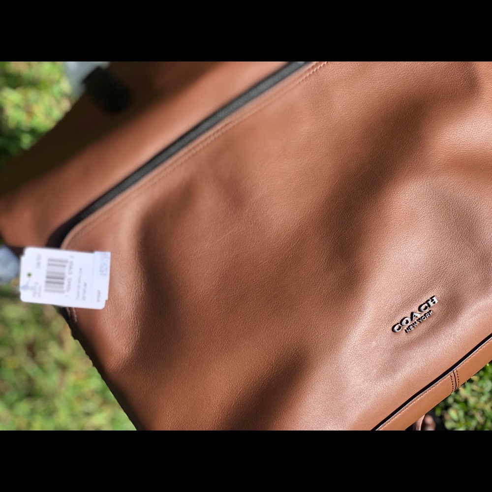 Coach Graham Fold-Over Tote - Picture 2 of 8